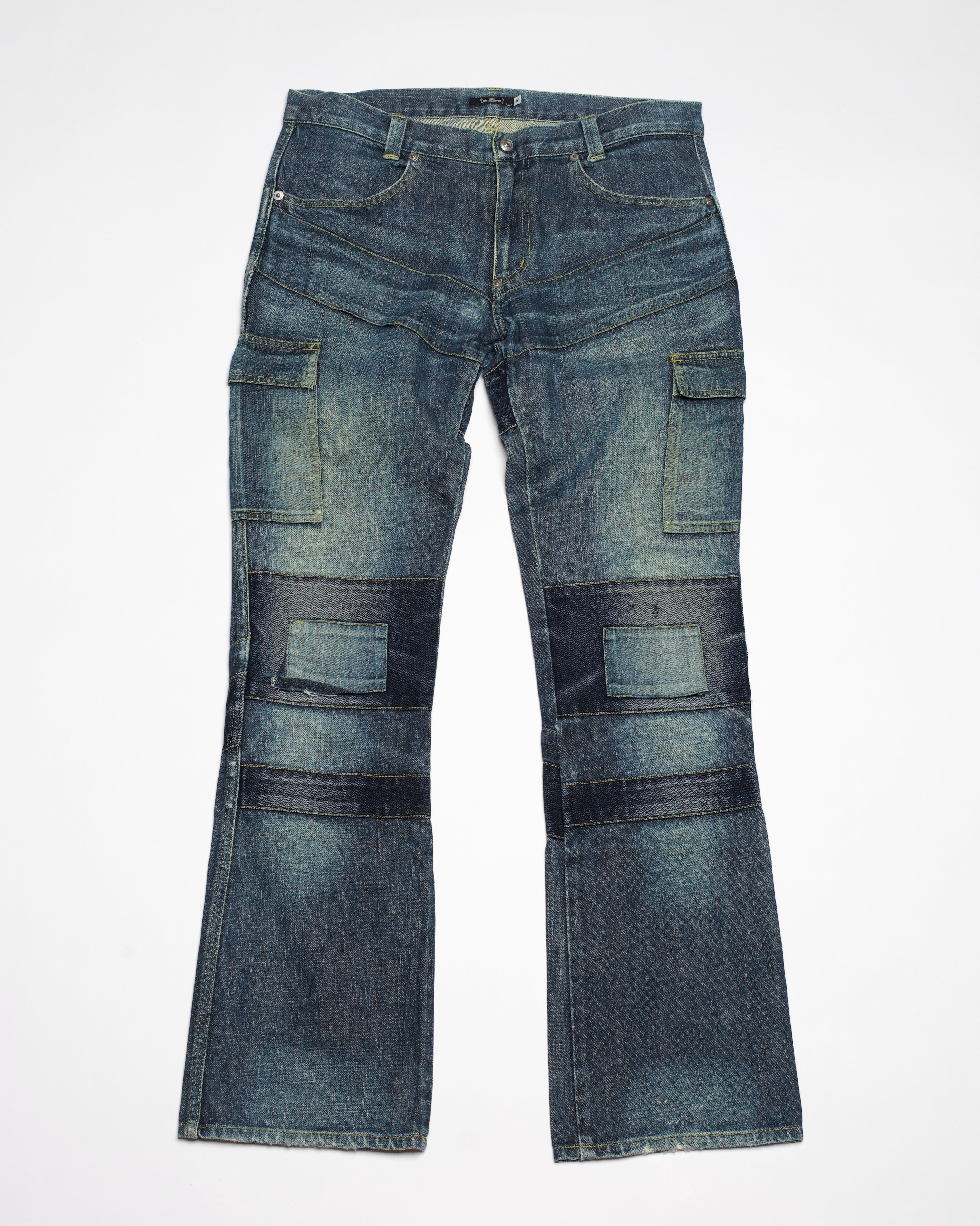 Undercover Autumn-Winter 2001/02 