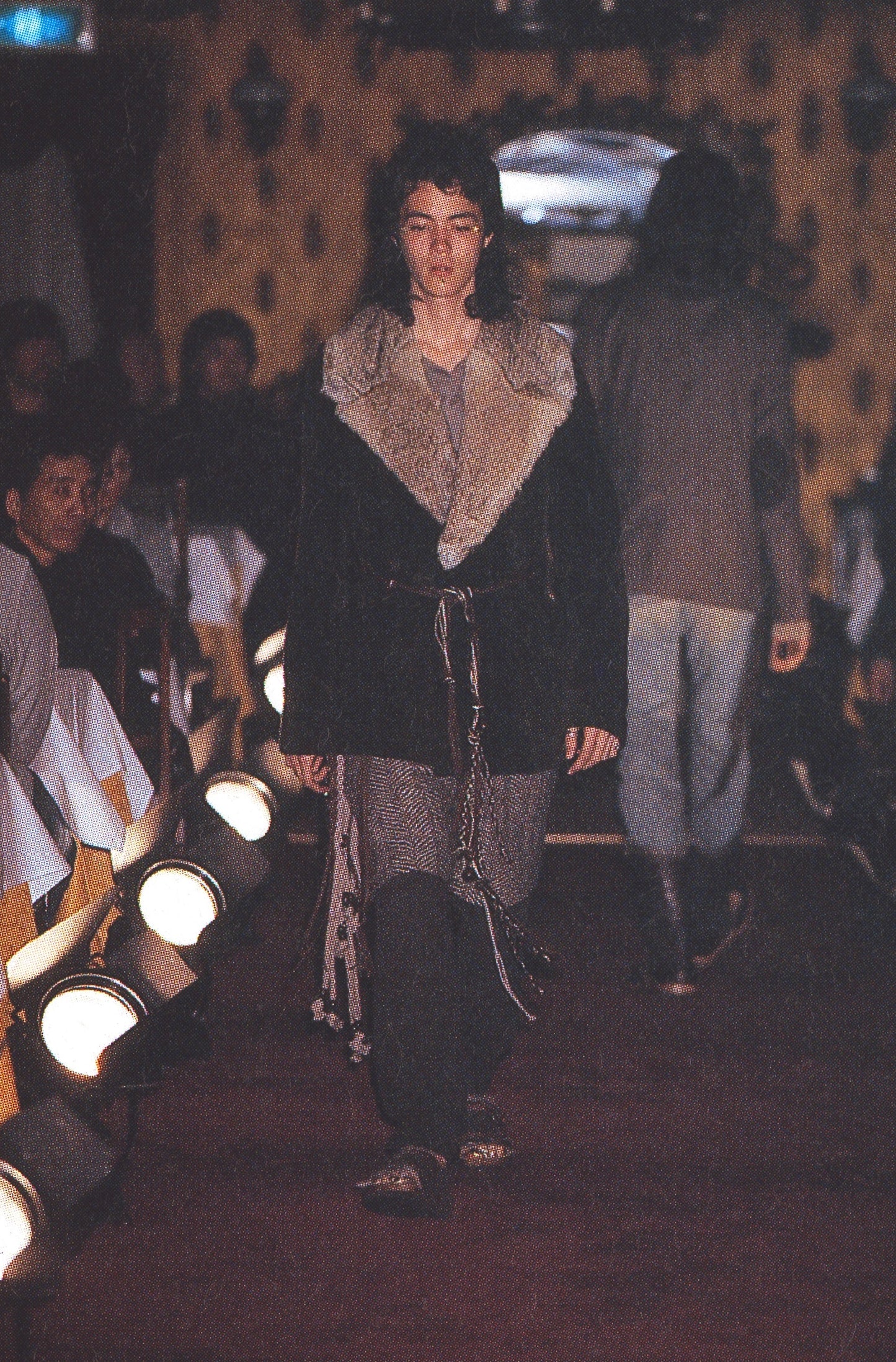 Number (N)ine 2002/03 秋冬系列“无处可逃之人”皮草内衬牛津鞋