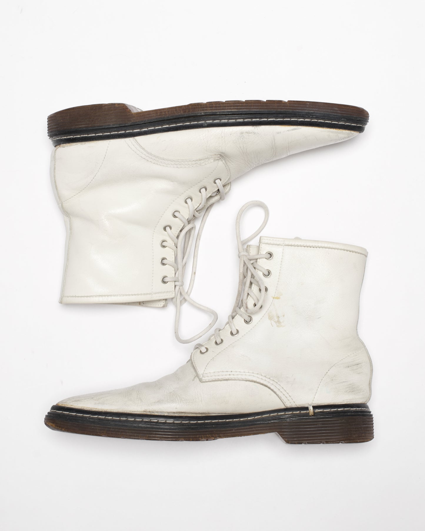 Undercover 2001/02 秋冬系列“DAVF”靴子